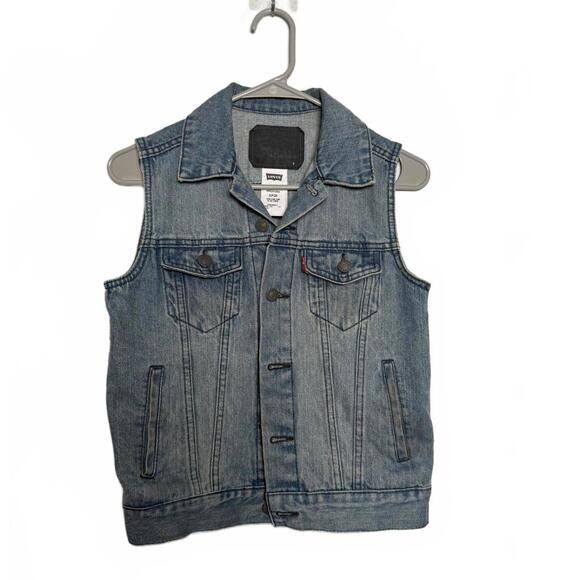 Levi's Jackets & Blazers - Levi's Denim Vest Size Small